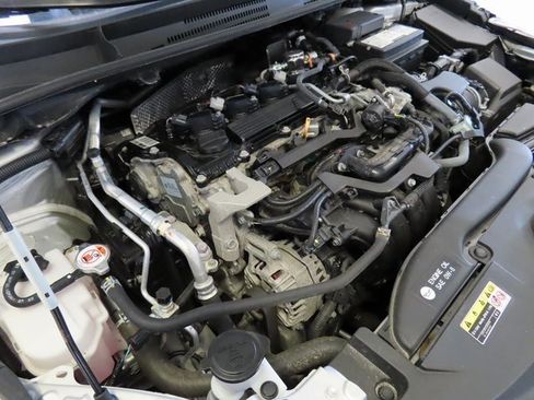 Used 2024 Toyota Corolla LE image 31