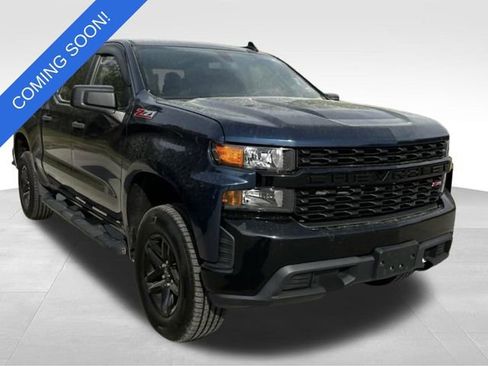 Used 2019 Chevrolet Silverado 1500 Custom Trail Boss w/ Custom Convenience Package image 1