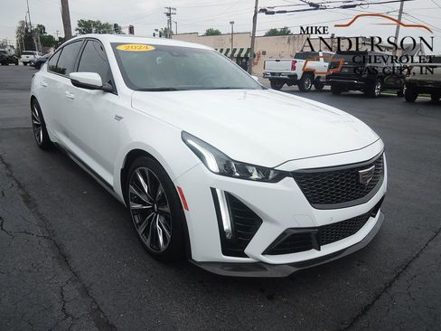 Used 2024 Cadillac CT5 V Blackwing w/ Carbon Fiber Package 2 RWD image 1