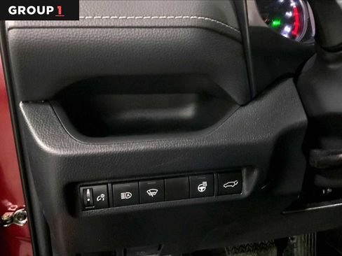 Used 2022 Toyota RAV4 XLE w/ Convenience Package image 35