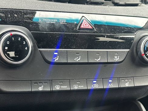 Used 2019 Hyundai Tucson Value FWD image 17