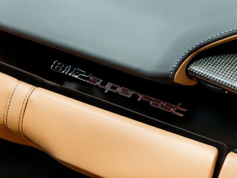 Used 2020 Ferrari 812 Superfast RWD image 29