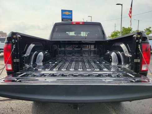 Used 2024 RAM 1500 Classic SLT AWD/4WD image 27