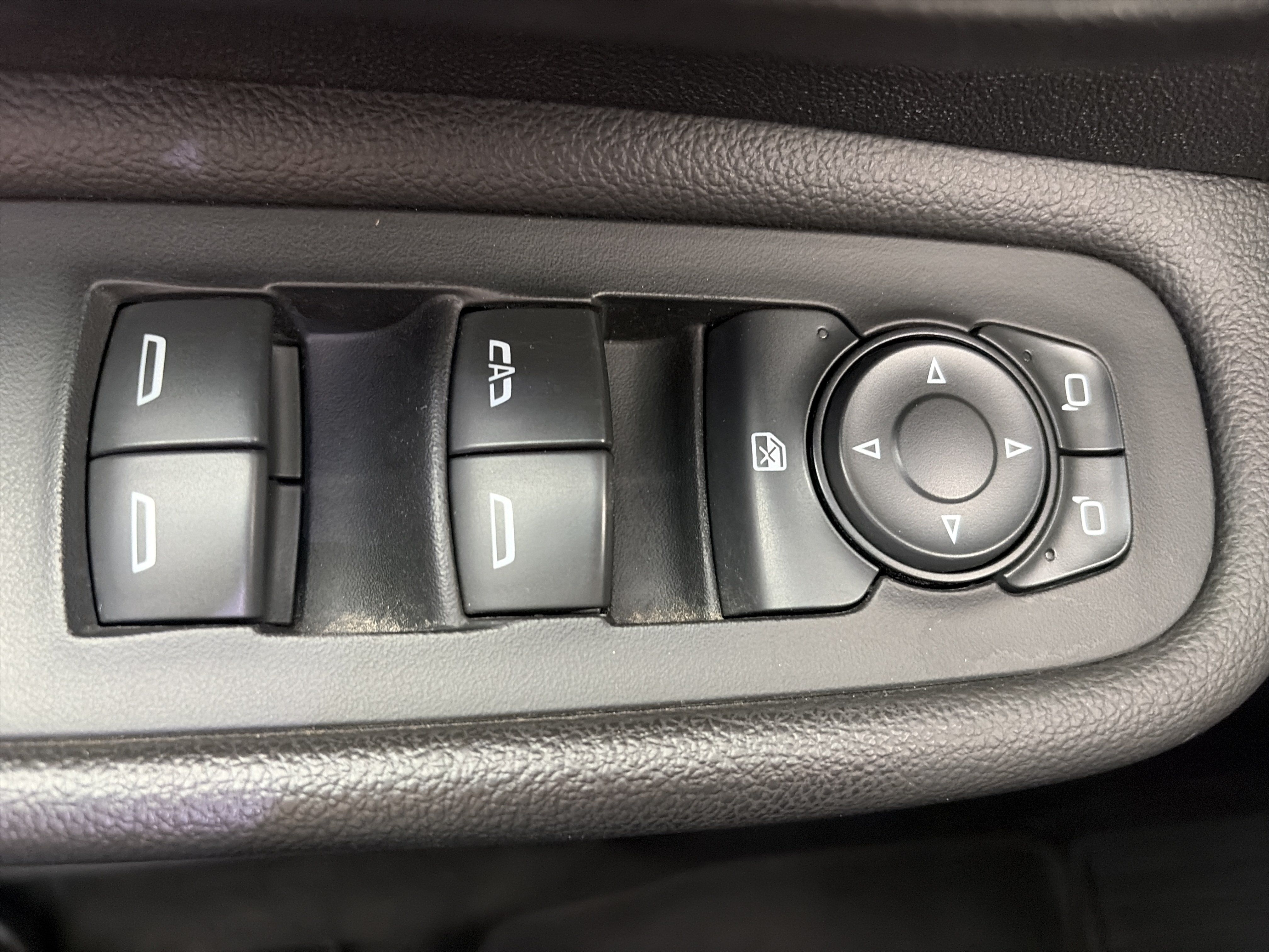 Used 2019 GMC Terrain SLT w/ Preferred Package AWD/4WD image 29