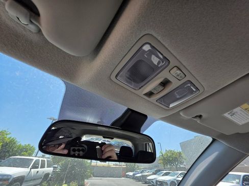 New 2025 Hyundai Venue SEL image 34