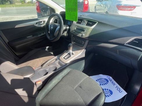 Used 2014 Nissan Sentra S image 8
