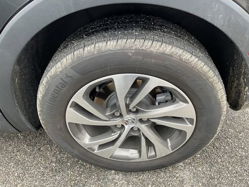 Used 2022 Buick Envision Essence w/ Technology Package I image 6