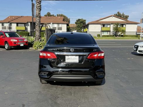 Used 2018 Nissan Sentra SV FWD image 3