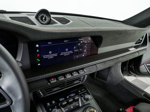 Certified 2026 Porsche 911 GT3 RWD image 13