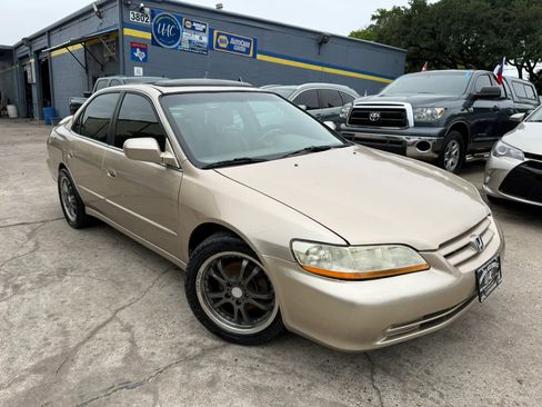 Used 2000 Honda Accord EX image 1