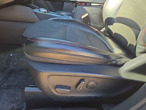 Used 2024 Ford Escape ST-Line image 24