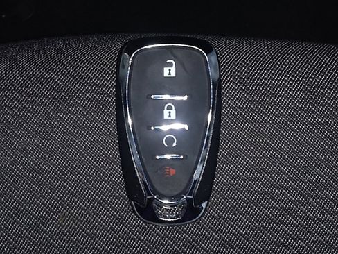 Used 2020 Chevrolet Equinox LT w/ LPO, Floor Liner Package image 32