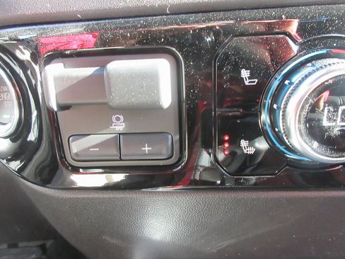 New 2026 GMC Sierra 1500 Elevation image 20