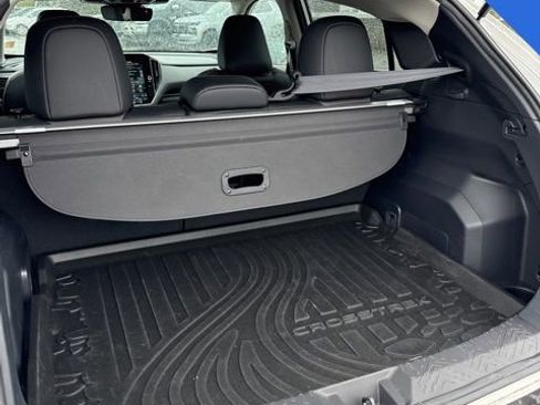 Used 2025 Subaru Crosstrek 2.5i Limited w/ Crosstrek Mirror Package image 9