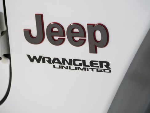 Used 2021 Jeep Wrangler Unlimited Rubicon image 18