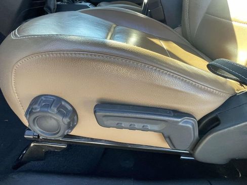 Used 2020 Jeep Gladiator Overland image 14