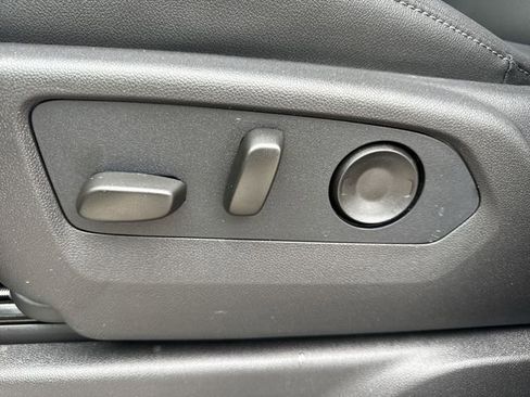 New 2026 GMC Sierra 1500 SLT w/ SLT Premium Package image 12