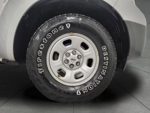 Used 2018 Nissan Frontier S image 3