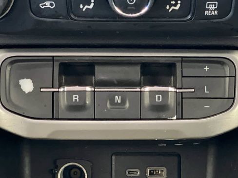 Used 2020 GMC Acadia SLT AWD/4WD image 22