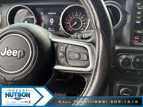 Used 2019 Jeep Wrangler Unlimited Sahara w/ Quick Order Package 24M Moab AWD/4WD image 14