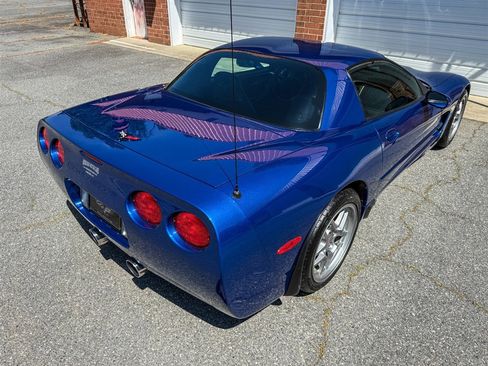 Used 2002 Chevrolet Corvette Z06 w/ Memory Pkg RWD image 39