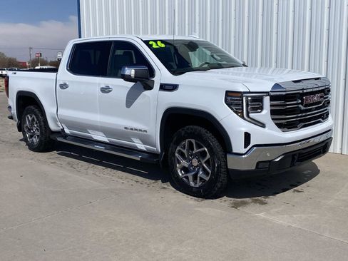 New 2026 GMC Sierra 1500 SLT image 3