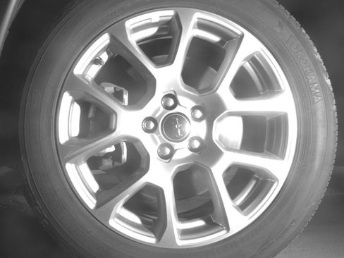 Used 2025 Jeep Compass Limited image 12