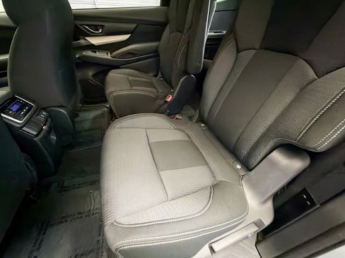 Used 2022 Subaru Ascent Premium w/ Convenience Package AWD/4WD image 13