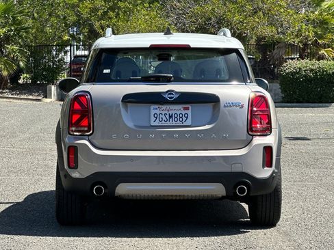 Used 2024 MINI Cooper Countryman S w/ Signature Upholstery Package FWD image 4