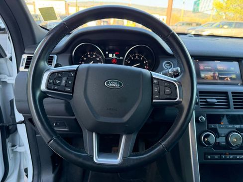 Used 2019 Land Rover Discovery Sport HSE image 10