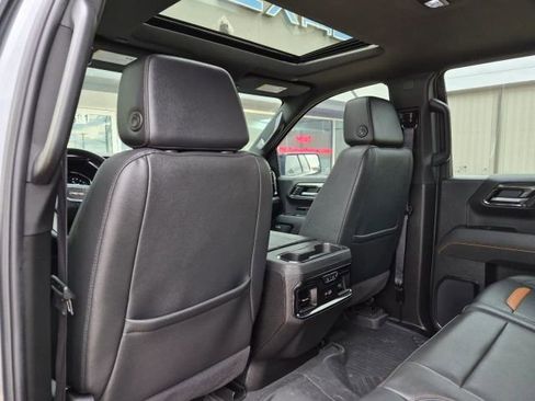 Used 2025 GMC Sierra 1500 AT4 w/ AT4 Premium Package image 24