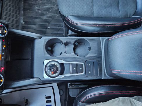 Used 2021 Ford Escape SEL w/ SEL Stealth AWD Package image 17