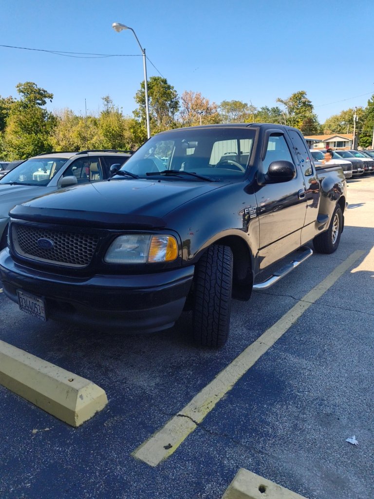 Used 2003 Ford F150 XLT RWD image 3