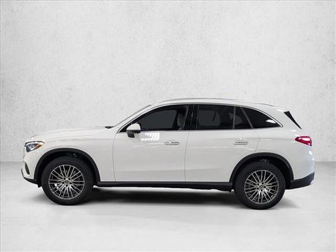 Used 2026 Mercedes-Benz GLC 300 image 5
