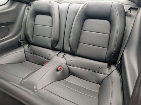 Used 2022 Ford Mustang GT Premium image 41