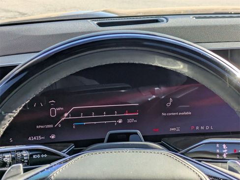 Used 2025 Cadillac Escalade Sport Platinum w/ LPO, ONYX Package image 22