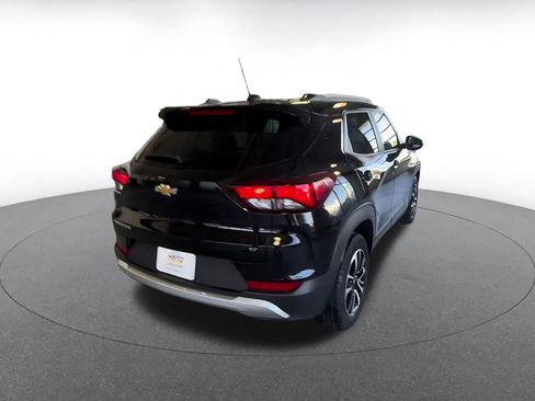 Used 2025 Chevrolet TrailBlazer LT FWD image 13