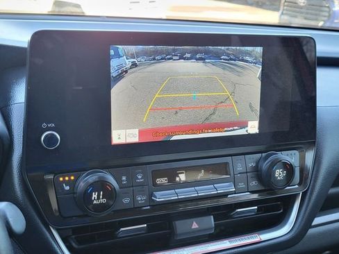 Used 2024 Toyota Grand Highlander XLE image 22