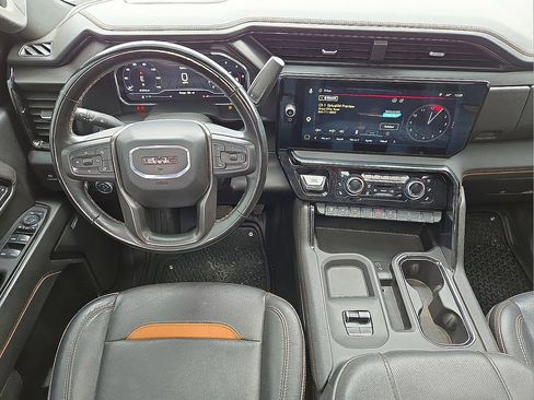 Used 2024 GMC Sierra 2500 AT4 w/ AT4 Premium Plus Package image 18