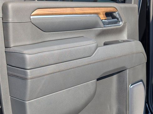 New 2026 Chevrolet Silverado 3500 High Country w/ High Country Premium Package AWD/4WD image 47