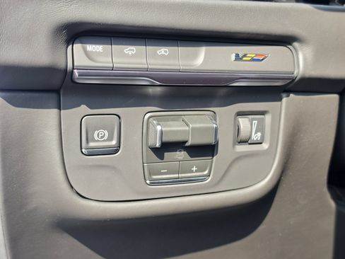 Used 2026 Cadillac Escalade V w/ LPO, Floor Liner Package AWD/4WD image 12