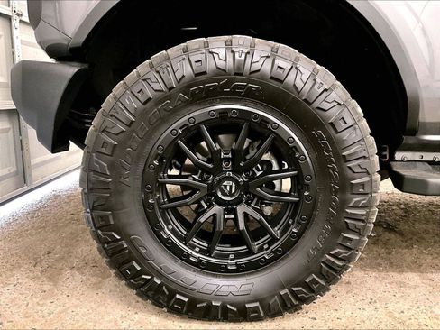 Certified 2023 Ford Bronco 4-Door AWD/4WD image 8