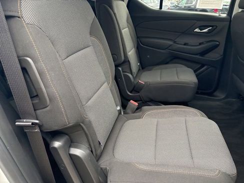 Used 2018 Chevrolet Traverse LT image 22