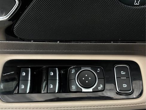 Used 2023 Lincoln Aviator Reserve w/ Equipment Group 201A AWD/4WD image 41