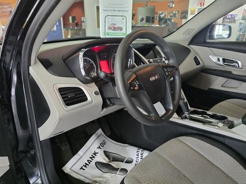 Used 2017 GMC Terrain SLE FWD image 8