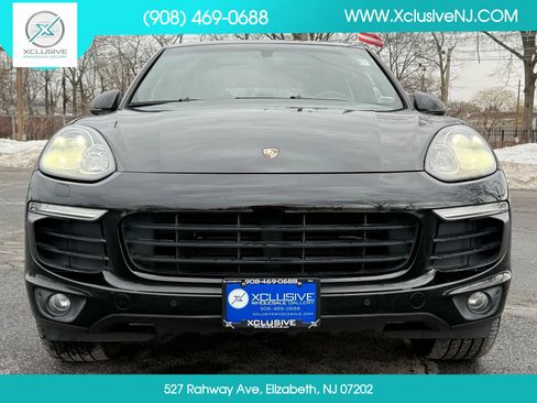 Used 2017 Porsche Cayenne Platinum Edition AWD/4WD image 6
