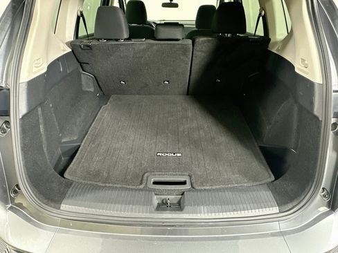 Used 2025 Nissan Rogue SV AWD/4WD image 27