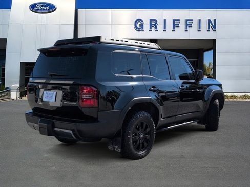 Used 2024 Toyota Land Cruiser image 4