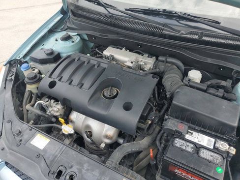 Used 2010 Hyundai Accent GS w/ Premium Pkg 3 FWD image 11