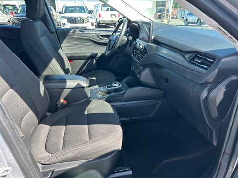 Certified 2024 Ford Escape Active AWD/4WD image 17
